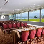 Lake Lodge Guesthouse 4*