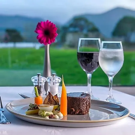 Lake Lodge Guesthouse Guest house 4*