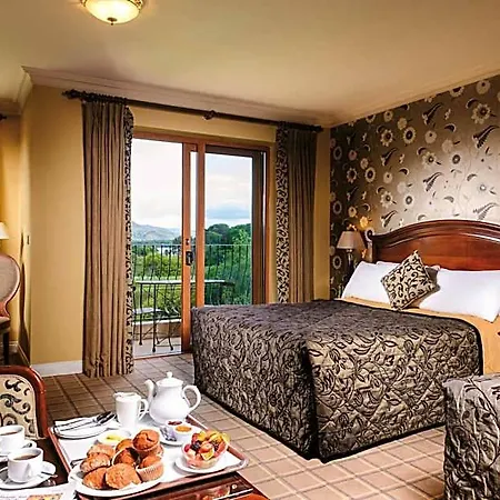 Lake Lodge Guesthouse