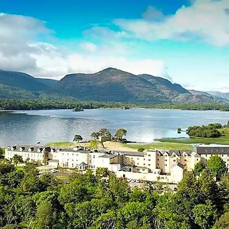 Lake Lodge Guesthouse 4*