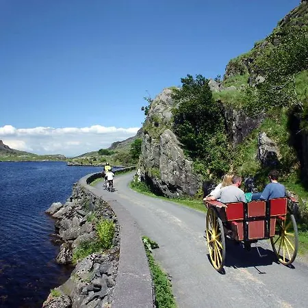 Lake Lodge Guesthouse
