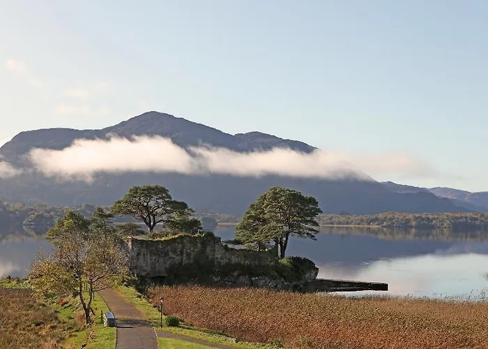 Lake Lodge Guesthouse Кілларні