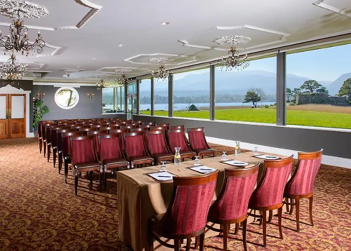 Lake Lodge Guesthouse 4*