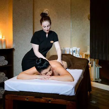 Lake Lodge Guesthouse